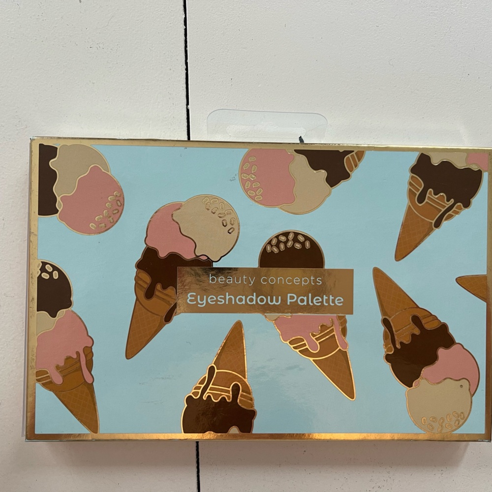 Beauty Concepts Eyeshadow Pallette